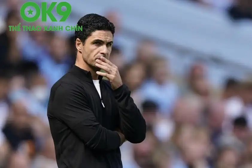 Arteta nhận phải làn sóng chỉ trích lớn từ NHM. Ảnh: The Sun Arteta nhận phải làn sóng chỉ trích lớn từ NHM. Ảnh: The Sun